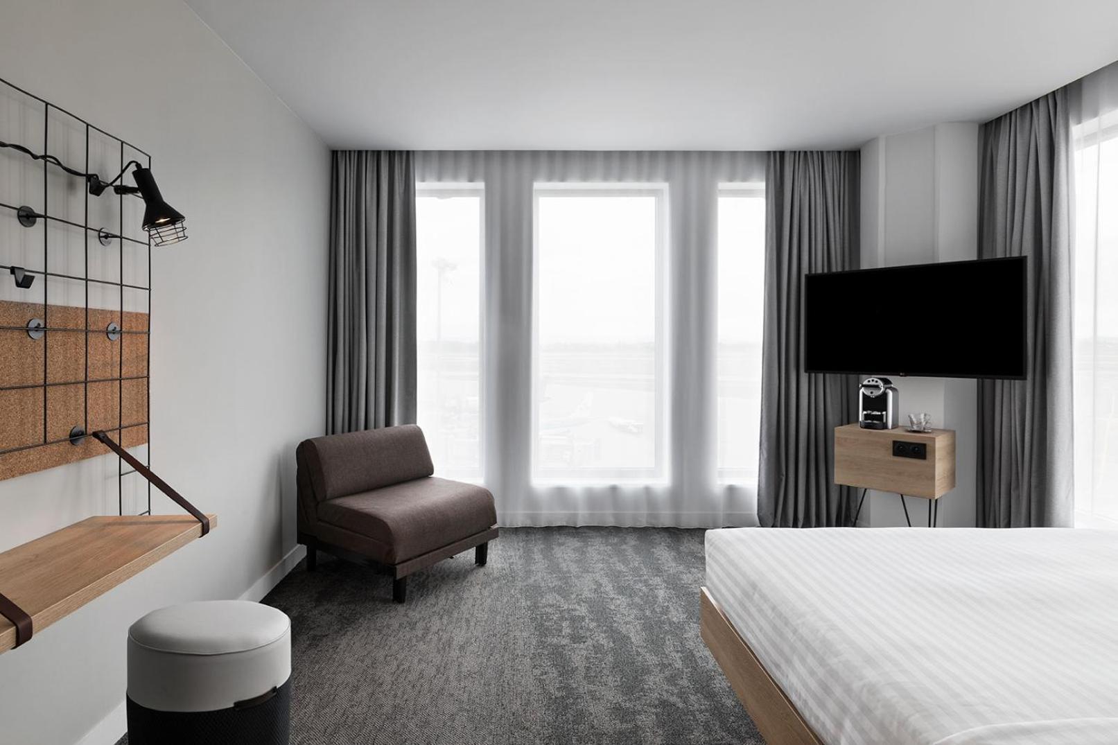 Moxy Lyon Airport Hotel
