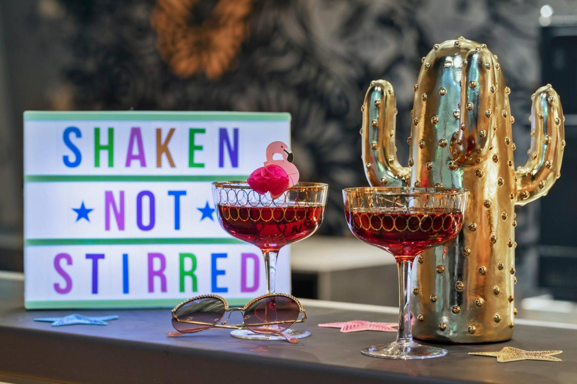 Hotel Moxy Lyon Airport