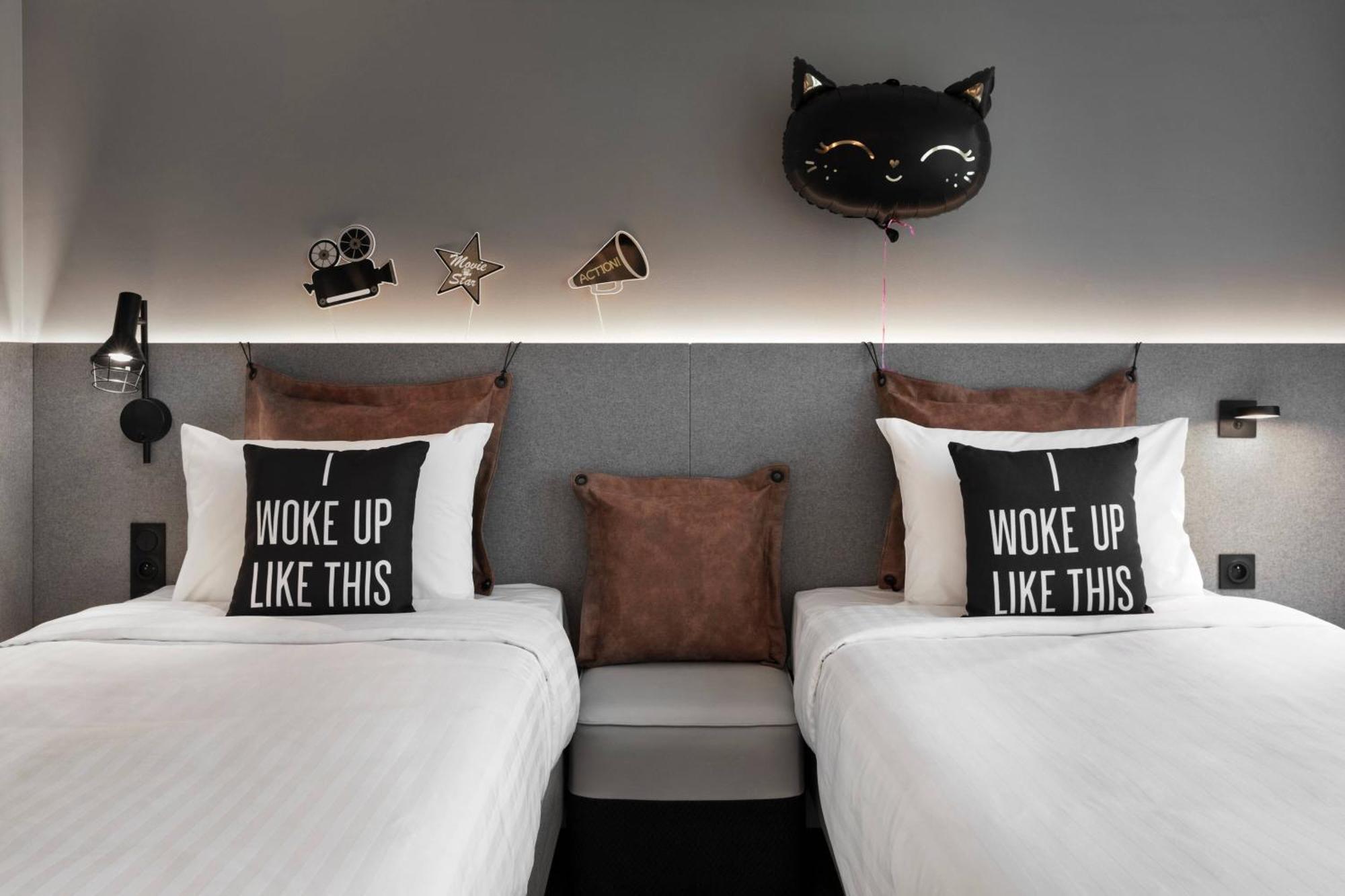 Hotel Moxy Lyon Airport Colombier-Saugnieu